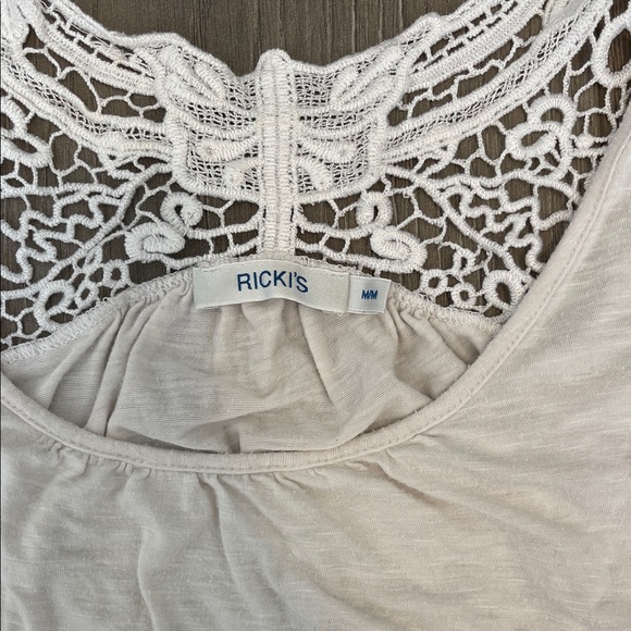 Ricki's White Tank Top with Red Floral Design - Picture 3 of 3